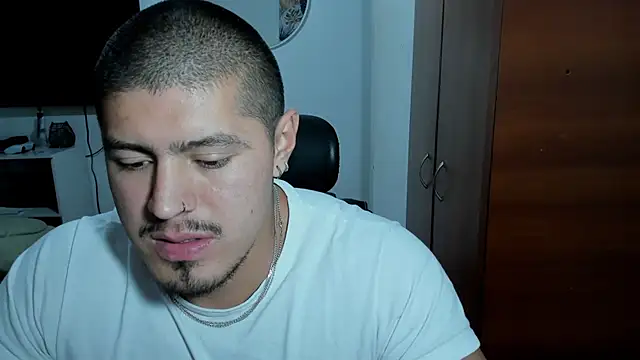 Baltazar_Dupont live cam on StripChat