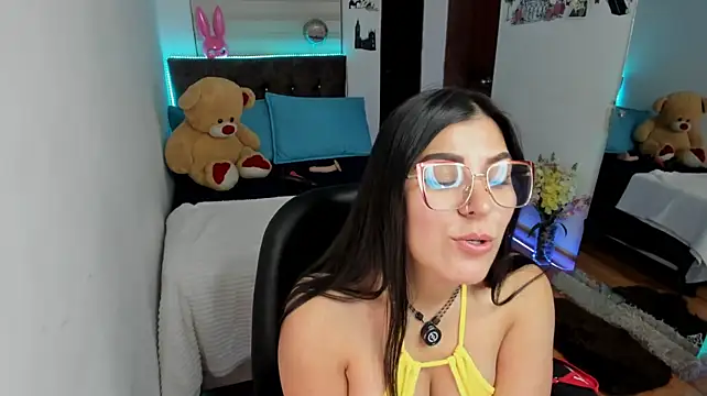 Luxxur69 live cam on StripChat