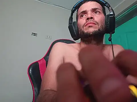 johancastw live cam on StripChat