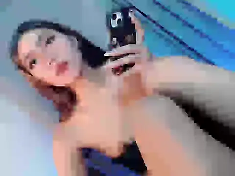 Rose_victoria18 live cam on StripChat