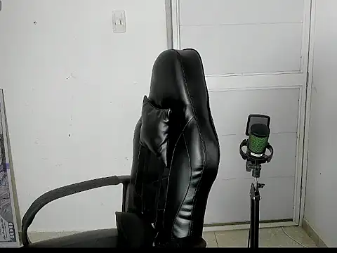 master_badboy live cam on StripChat