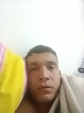 chingon77777 live cam on StripChat