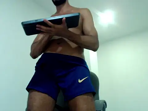 ThiagoToro live cam on StripChat