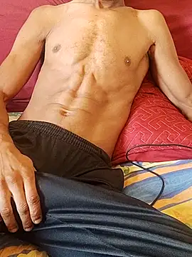 Kize69 live cam on StripChat