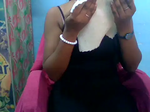 miss-manat