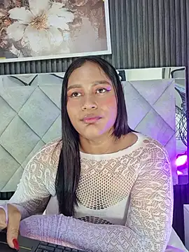 Sara_Chanel_