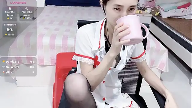 miaomiao-99 live cam on StripChat