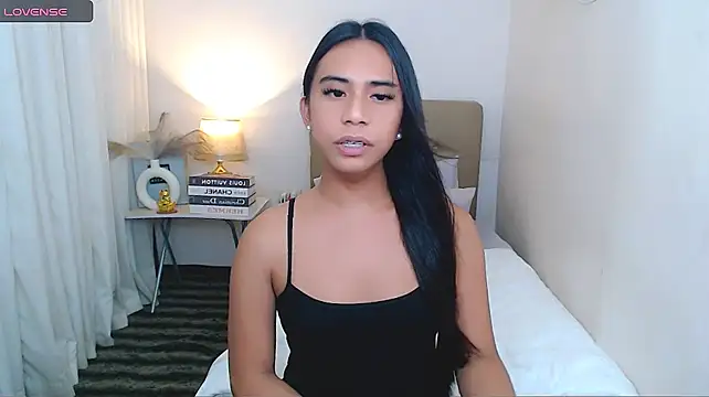 scarlet_smith7 live cam on StripChat