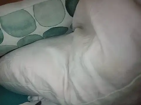 SILICONEFUCK live cam on StripChat
