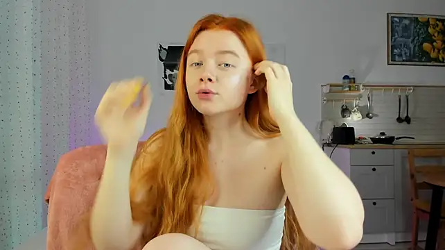 Evie_Tomioka webcam