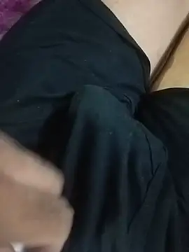 yourhotdudes (Ask my age) - Make me CUM