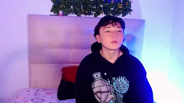 SalomeMiranda live cam on StripChat