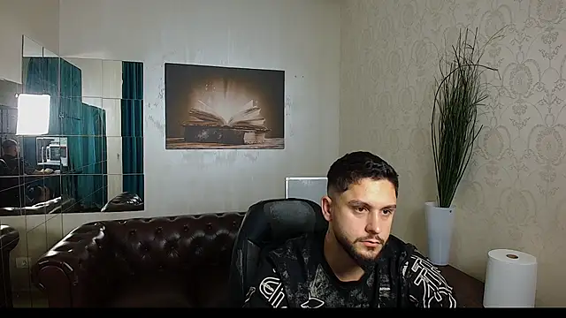TroyWadee live cam on StripChat