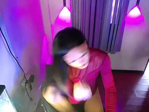 MistresAndreaxx live cam on Stripchat