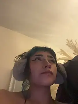 baby_akuma_ webcam