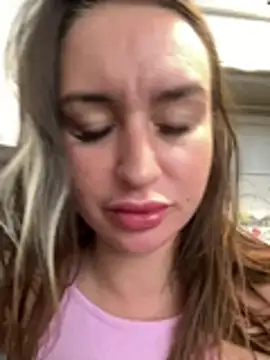 TwojaMary69 live cam on StripChat