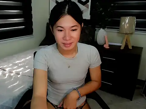 Lulua_ko live cam