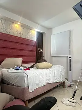tatikanyx live webcam