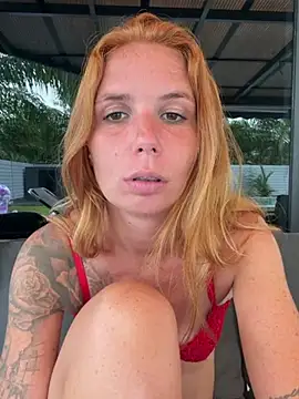 Redhairedteacher live cam on StripChat