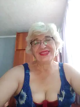 52MiaLove02 live cam on StripChat