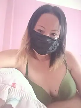 Bristy_BigBoobs live cam on StripChat