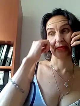 Alene_Lorrie live cam on StripChat