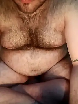 big__bearrr live cam on StripChat
