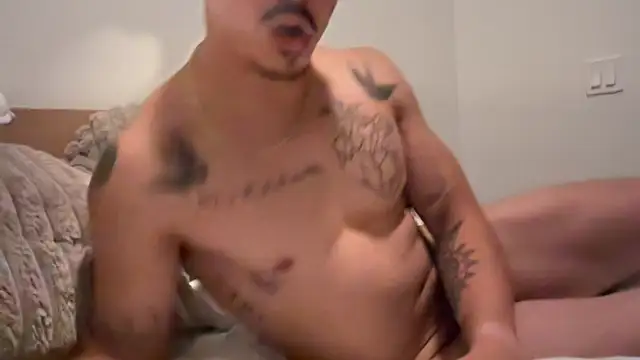 nudecouple100 webcam
