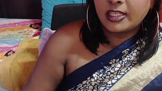 INDIANSIN2 live cam on StripChat