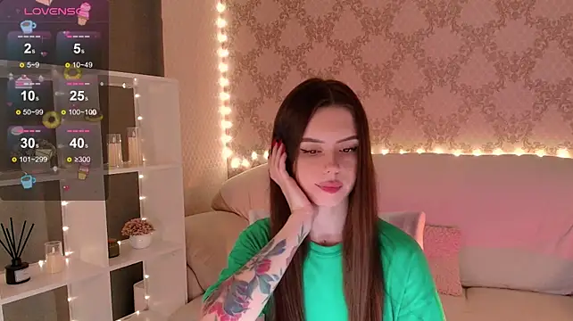 HolyMiax live cam on StripChat