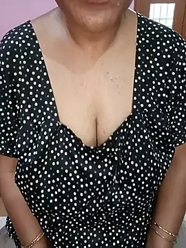 KannadaTamilTeluguBeauty live cam on StripChat
