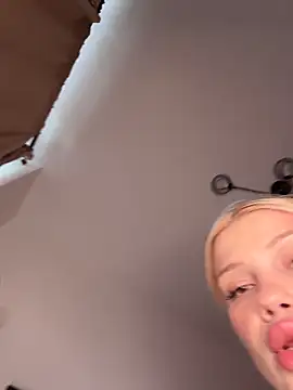 _Miray___ webcam