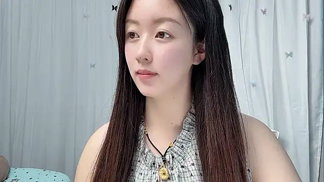 xiaomei1122 live cam on StripChat