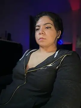 kimmiakiss22 webcam