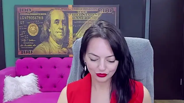 BellaRowan live cam on StripChat