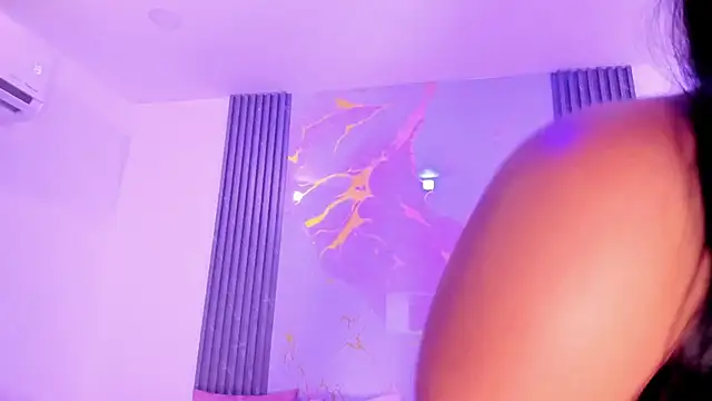 VeronicaLodge23 webcam
