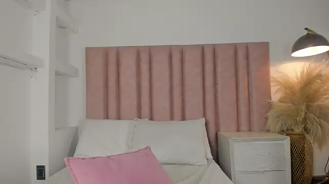 im_alejandra_ live cam on StripChat