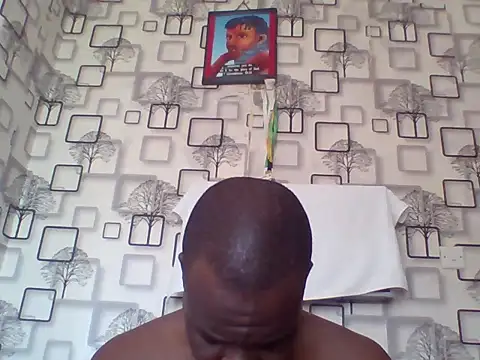 Chumba_001 live cam on StripChat