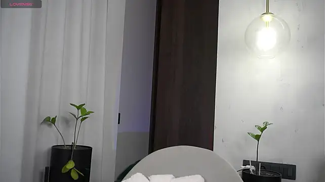 QueenieGitt webcam