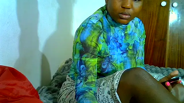 SweetHoney21_ webcam