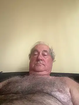 csikar live cam on StripChat