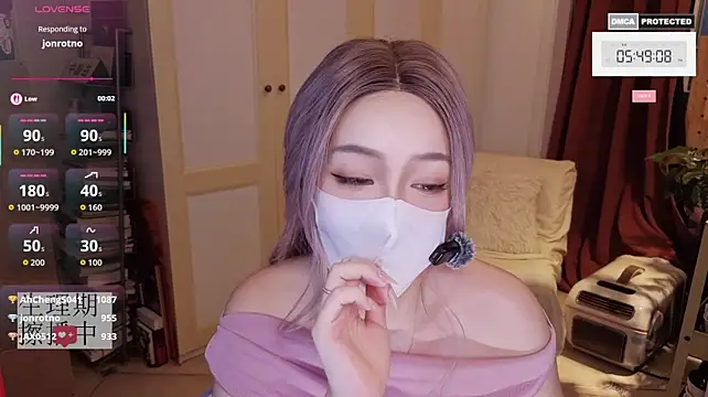 nayomi_34f