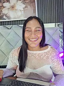 Sara_Chanel_
