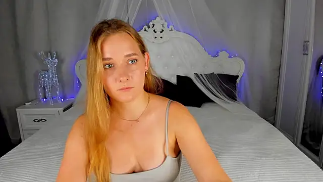 AlinaVice live cam on StripChat