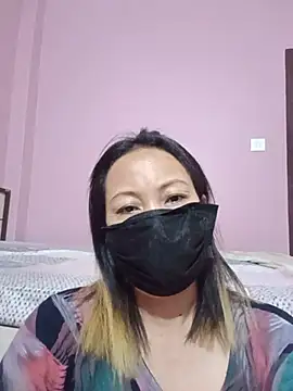 Bristy_BigBoobs live cam on StripChat