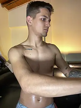 Aaronsexroom's live cam