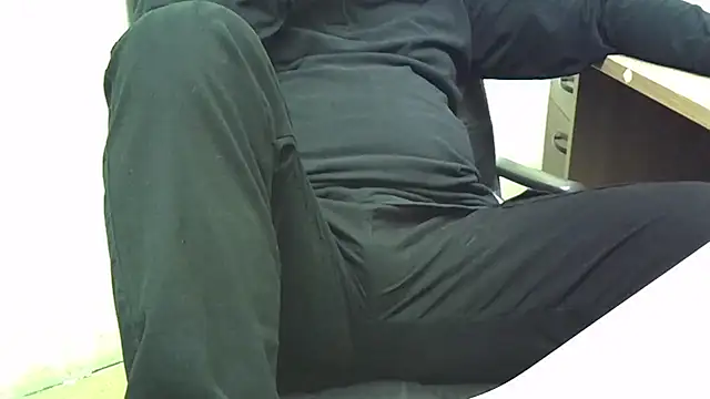 nikdov3 live sex cam