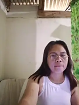 erma_joy live cam on StripChat