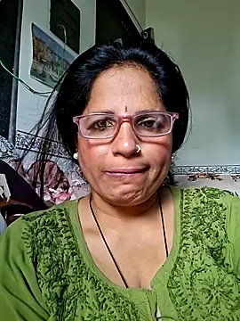 SWEETY01990 webcam