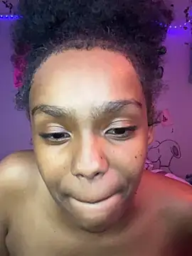 Aishadavis webcam